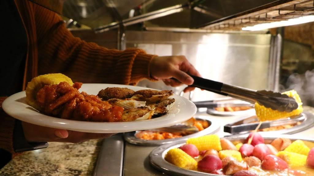 Flavors Buffet | restaurant | 280 Beach Blvd, Biloxi, MS 39530, USA | 2284362946 OR +1 228-436-2946