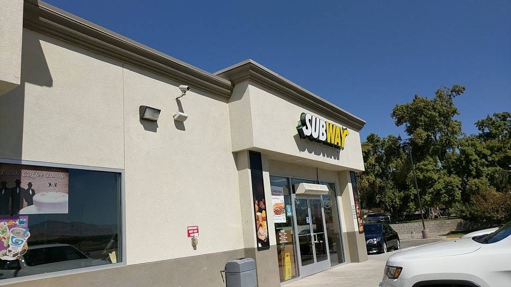 Subway | restaurant | 8632 CA-166, Bakersfield, CA 93313, USA | 6618582700 OR +1 661-858-2700