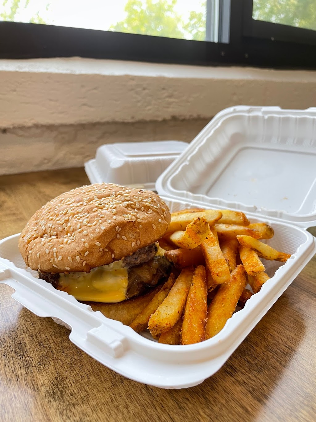 Spoon & Spindle | restaurant | 323 N Madison Rd h, Orange, VA 22960, USA | 5403603004 OR +1 540-360-3004