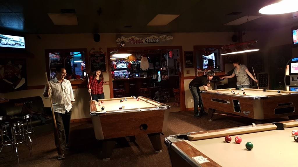 Ample Annies Roadhouse | restaurant | 219 Silvercreek Pkwy N, Guelph, ON N1H 7K4, Canada | 5198361179 OR +1 519-836-1179