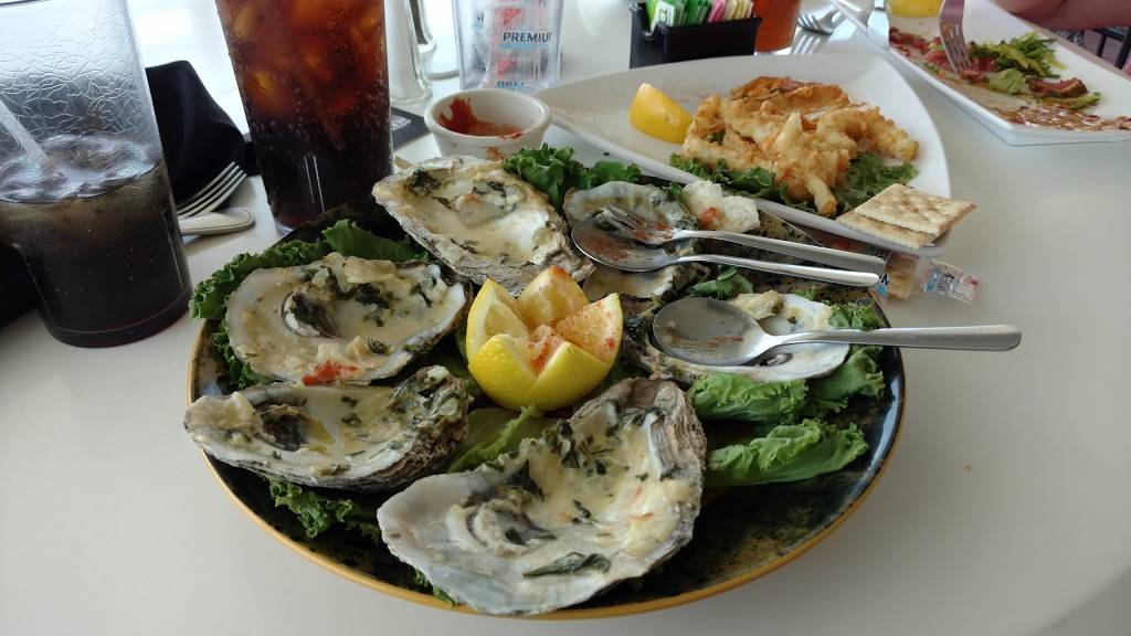 Ricks Cafe Boatyard | restaurant | 4050 Dandy Trail, Indianapolis, IN 46254, USA | 3172909300 OR +1 317-290-9300