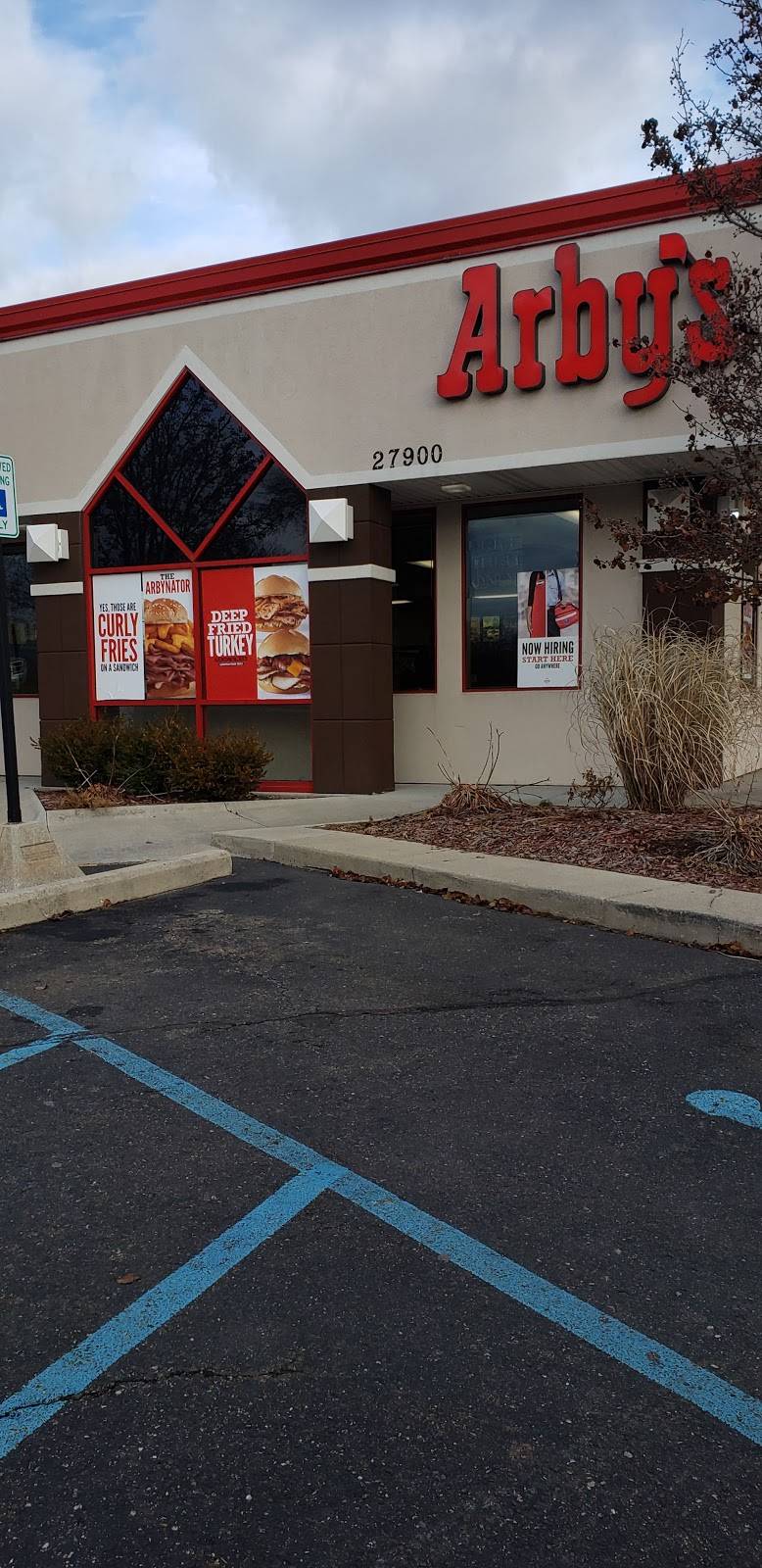 Arbys | restaurant | 27900 Orchard Lake Rd, Farmington Hills, MI 48334, USA | 2489323094 OR +1 248-932-3094