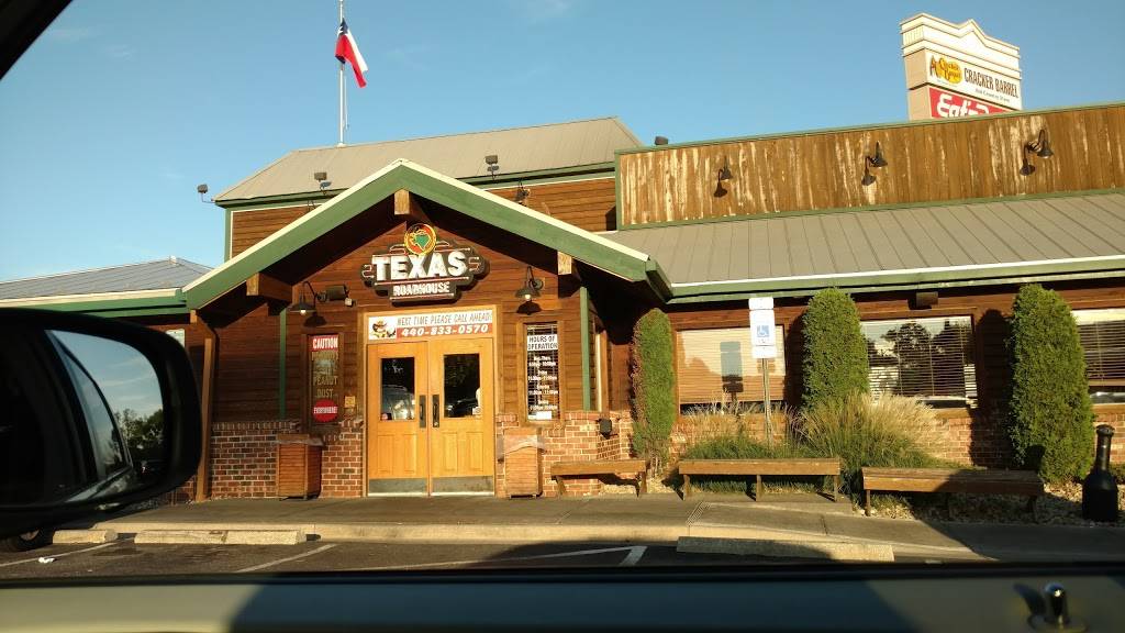 Texas Roadhouse | restaurant | 6095 Commerce Cir, Willoughby, OH 44094, USA | 4408330570 OR +1 440-833-0570