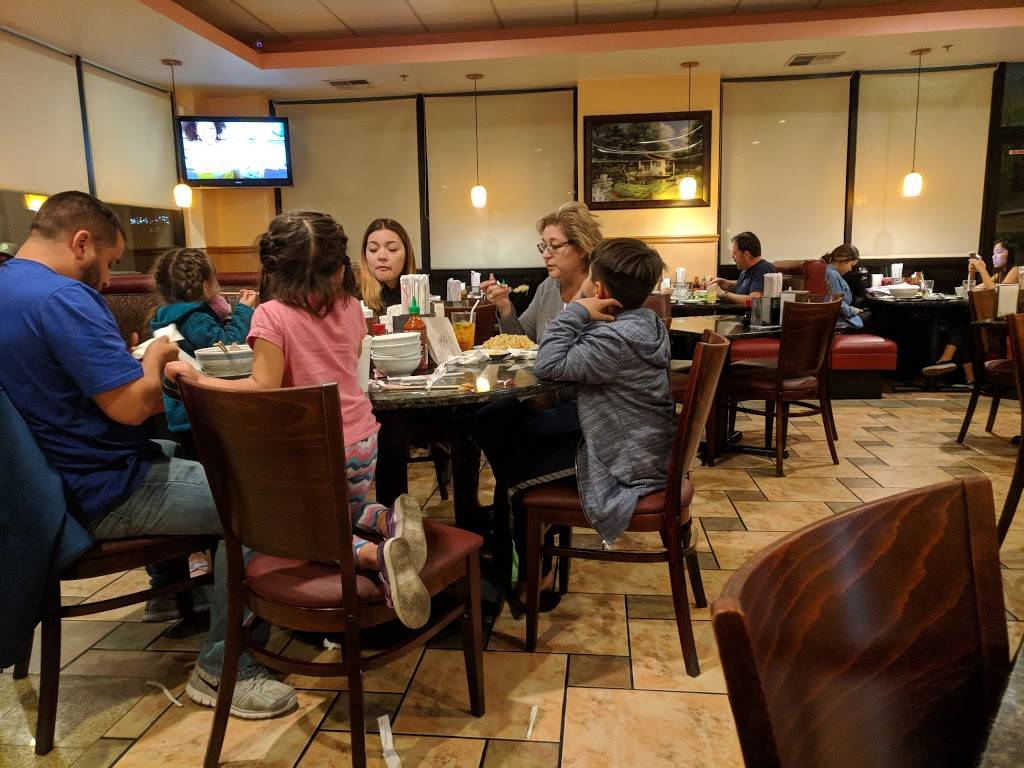 Pho Chandler | restaurant | 4055 S Arizona Ave #8, Chandler, AZ 85248, USA | 4808959090 OR +1 480-895-9090