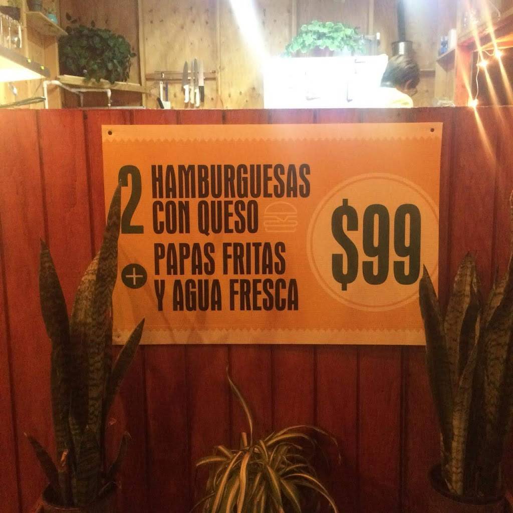 Jalapeños Malecon | restaurant | Privada Pacífico, Playas, Costa, 22504 Tijuana, B.C., Mexico | 016646954217 OR +52 664 695 4217