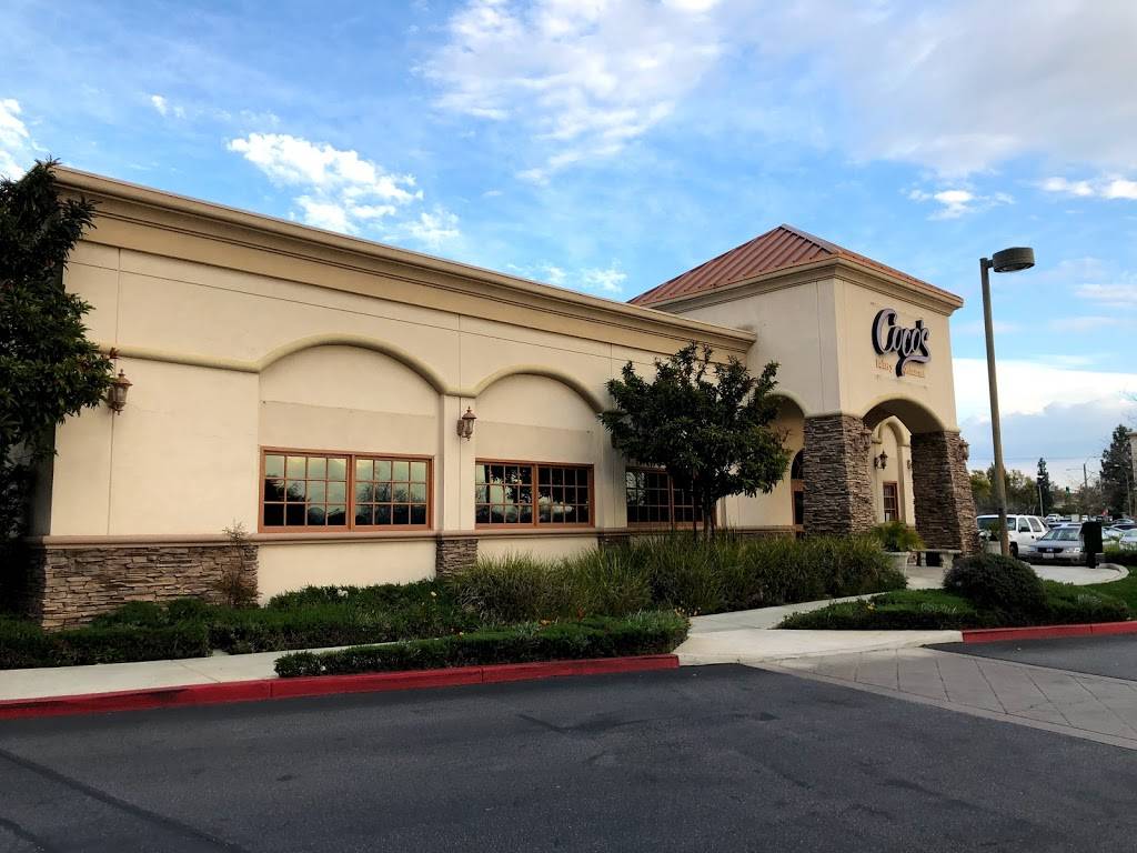 Cocos Bakery Restaurant | restaurant | 8845 Trautwein Rd, Riverside, CA 92508, USA | 9517769053 OR +1 951-776-9053