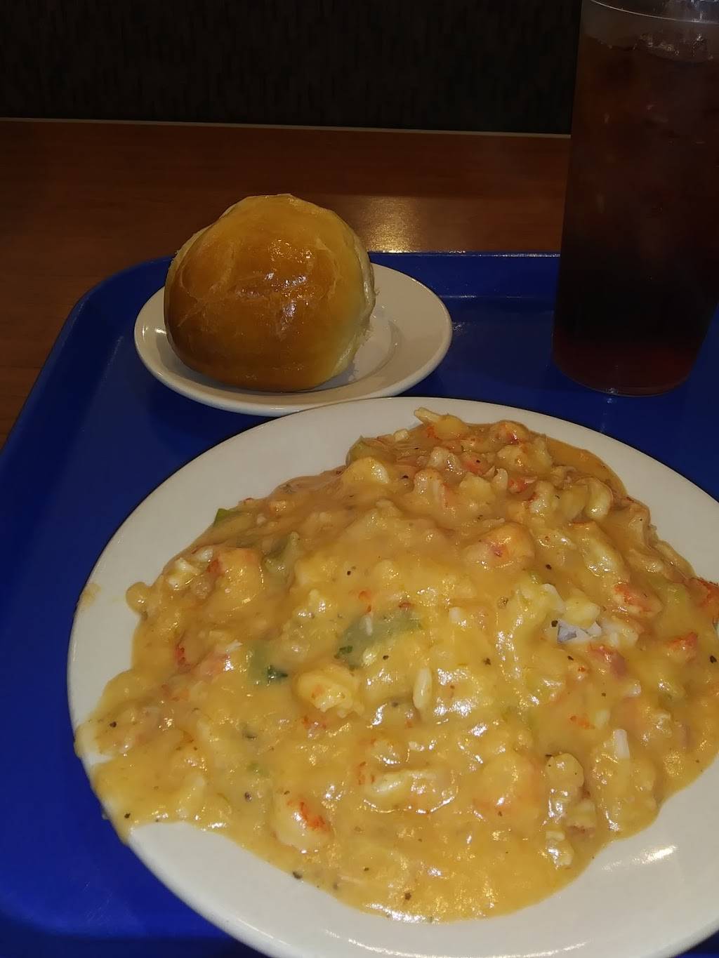 Piccadilly | restaurant | 5474 Essen Ln, Baton Rouge, LA 70809, USA | 2257698027 OR +1 225-769-8027