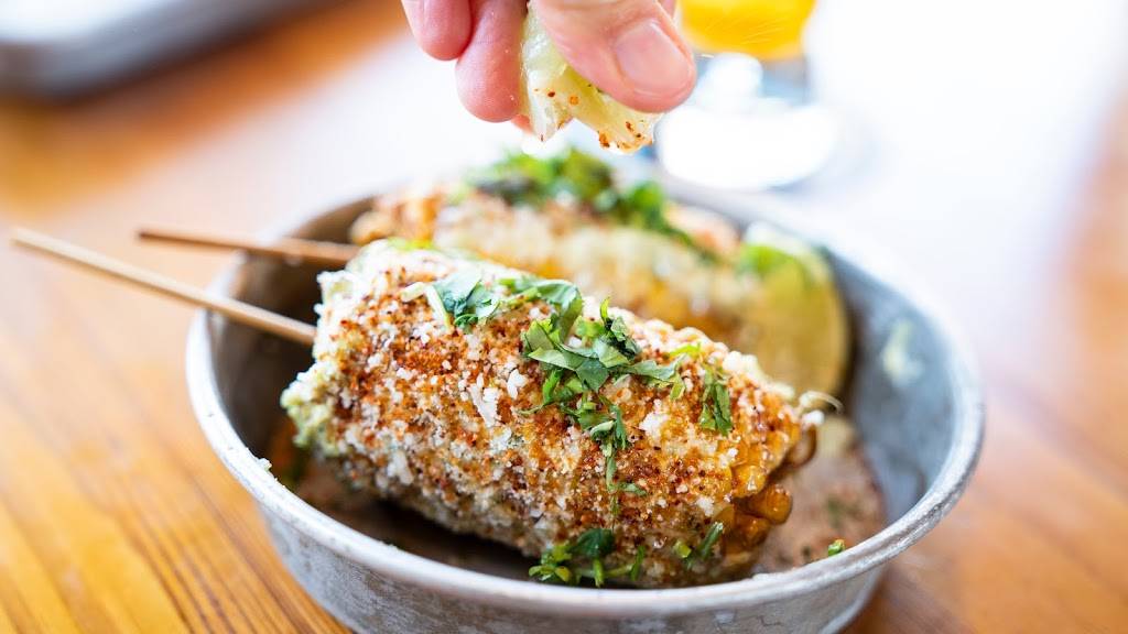 AquaBrew | restaurant | 150 S L B J Dr, San Marcos, TX 78666, USA | 5123532739 OR +1 512-353-2739