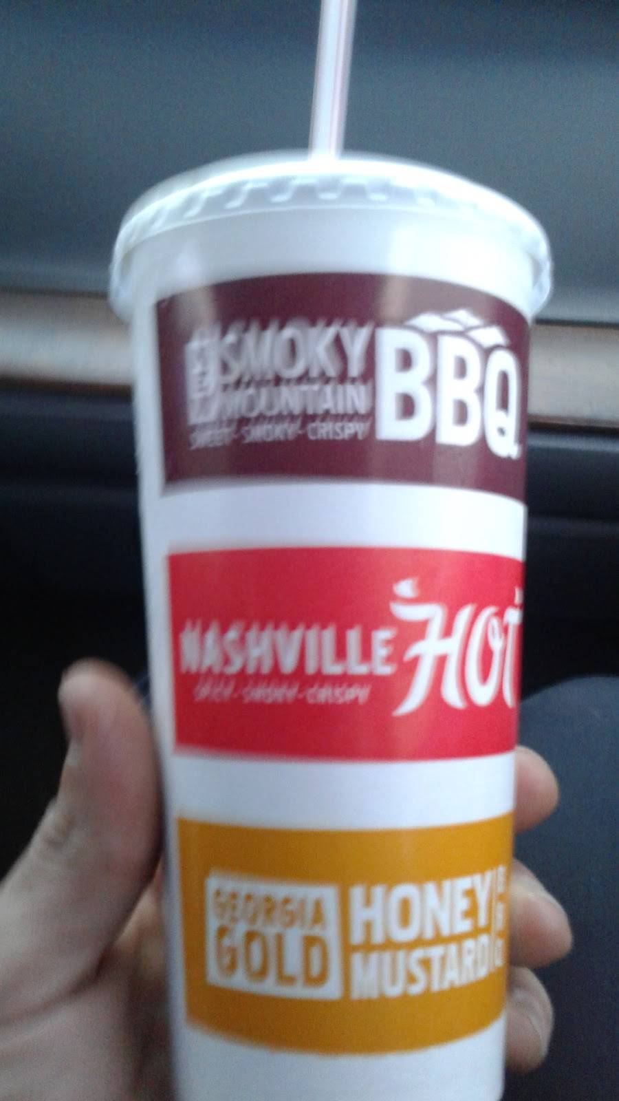 KFC | restaurant | 5332 N Belt Hwy, St Joseph, MO 64506, USA | 8162326532 OR +1 816-232-6532