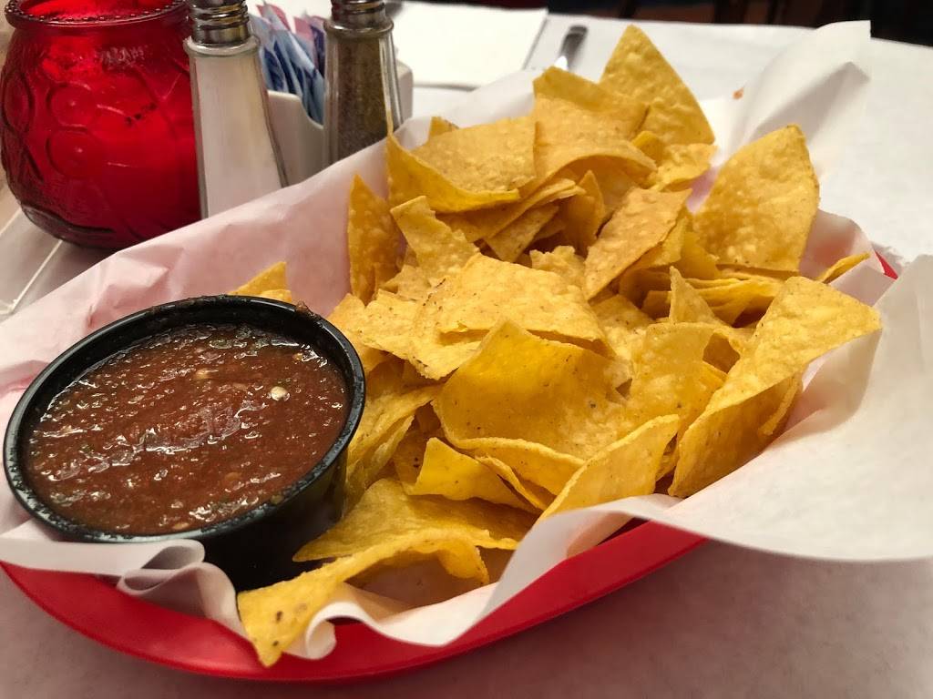 La Placita Dining Rooms | restaurant | 206 San Felipe St NW, Albuquerque, NM 87104, USA | 5052472204 OR +1 505-247-2204