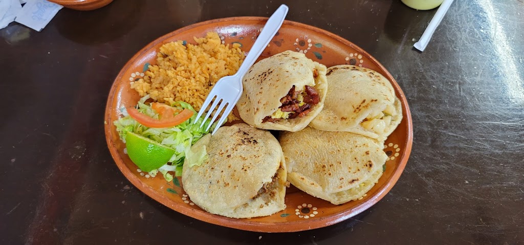 La Regia Tacos y Gorditas | restaurant | 3617-3311, Mile 11 N, Mercedes, TX 78570, USA | 9563757464 OR +1 956-375-7464