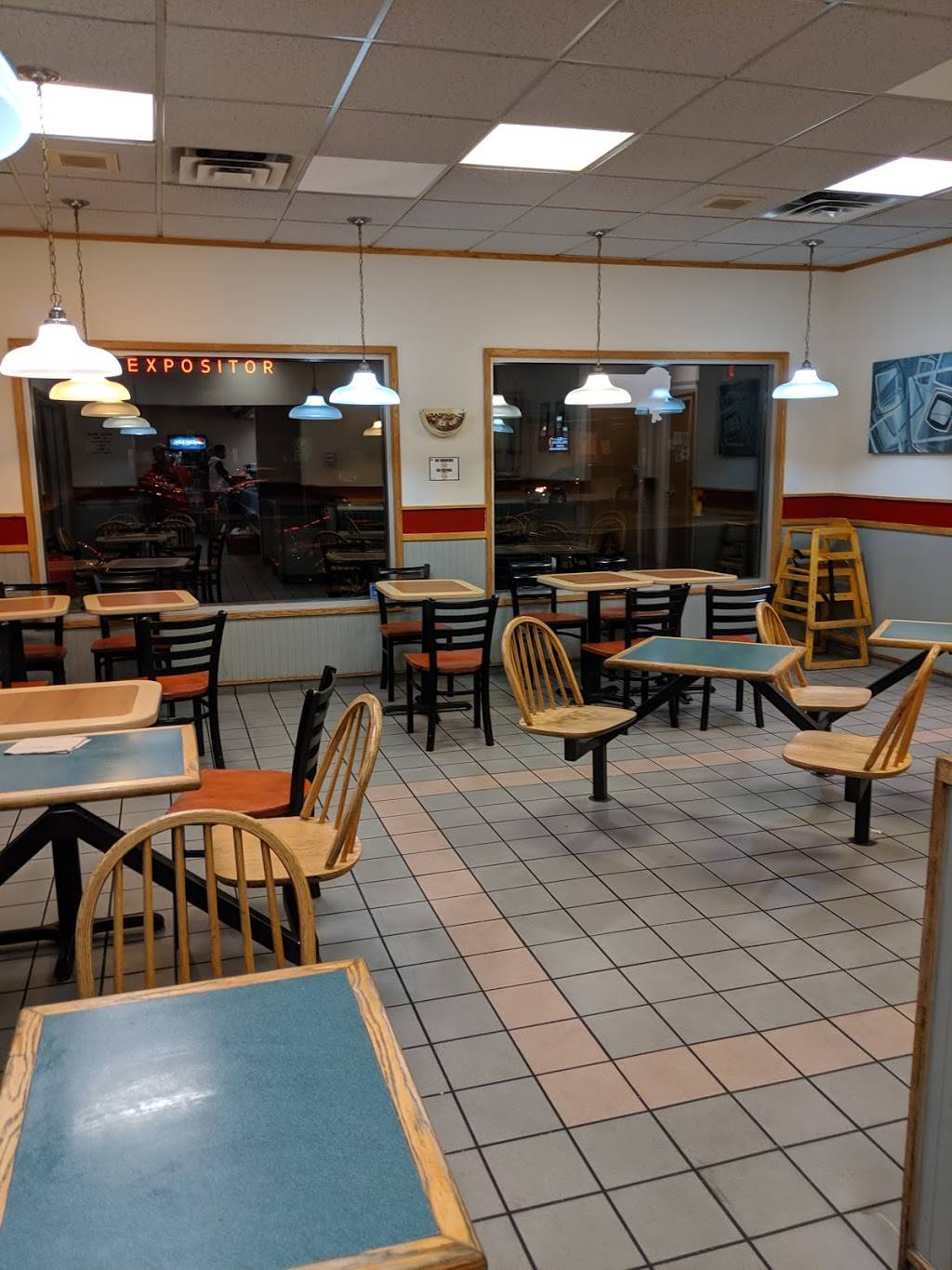 KFC | meal delivery | 27 Dalhousie St, Brantford, ON N3T 2H6, Canada | 5197534623 OR +1 519-753-4623