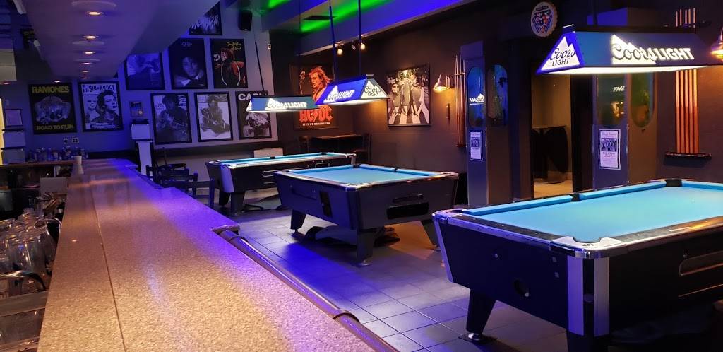 Arena Sports Grill and Bar | restaurant | 999 Enchanted Way, Simi Valley, CA 93065, USA | 8055832000 OR +1 805-583-2000