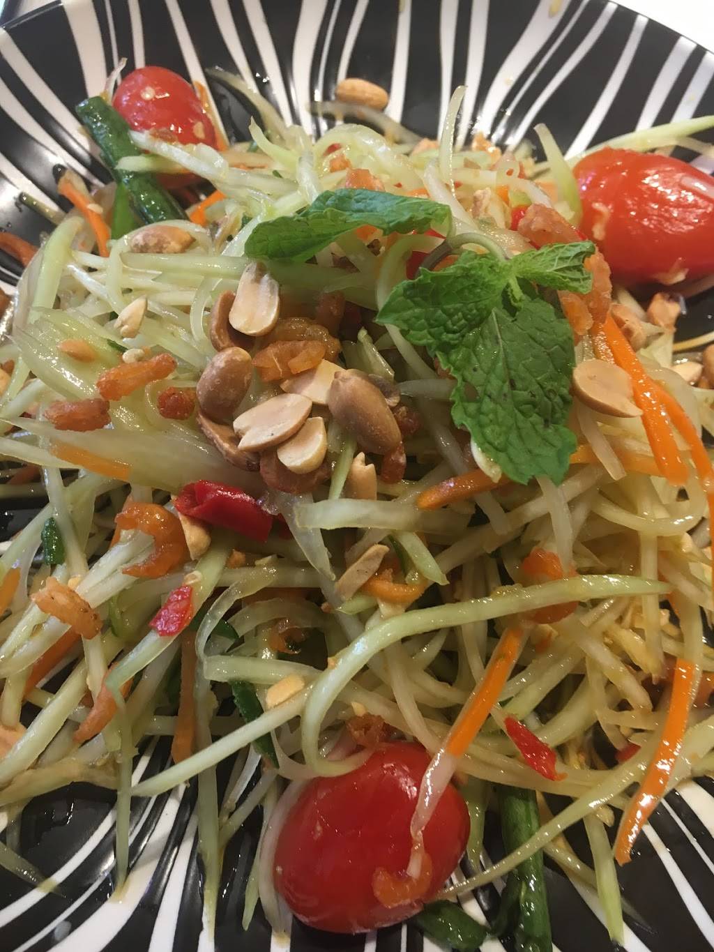 Thai Thai Takeout | meal takeaway | 1412 East Blvd C, Charlotte, NC 28203, USA | 7043478886 OR +1 704-347-8886