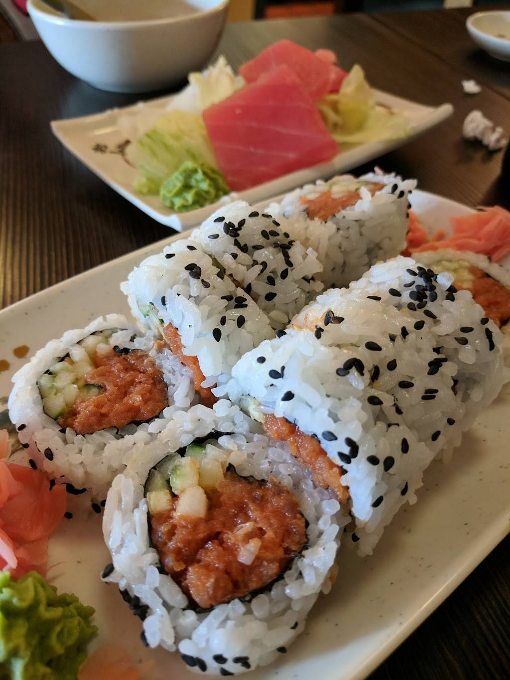 Maui Sushi & Teriyaki | restaurant | 9230 Lakewood Blvd, Downey, CA 90240, USA | 5626227832 OR +1 562-622-7832