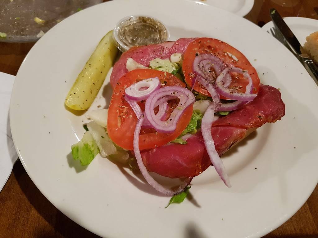 Giovannis Italian Restaurant | restaurant | 875 Rinehart Rd, Lake Mary, FL 32746, USA | 4073304350 OR +1 407-330-4350