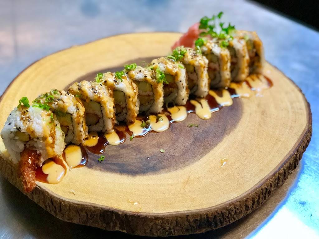 Ploy Thai | restaurant | 1941 W Brandon Blvd, Brandon, FL 33511, USA | 8136845007 OR +1 813-684-5007