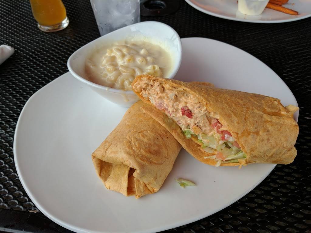 Blue Water Grille | restaurant | 1287 Floating Mill Rd, Silver Point, TN 38582, USA | 9318582275 OR +1 931-858-2275