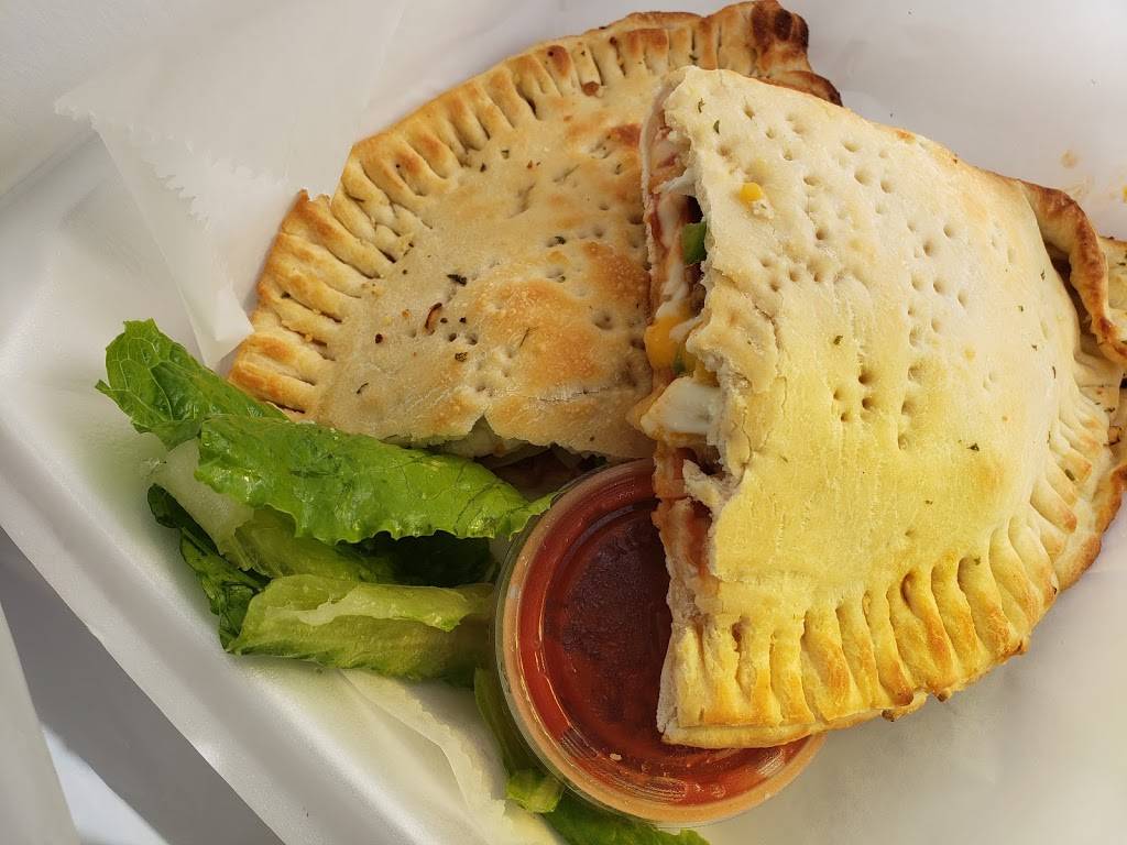 Rockos Lounge Pizza & Wings | restaurant | 1802 Greenville Ave Suite 110, Dallas, TX 75206, USA | 4692811707 OR +1 469-281-1707