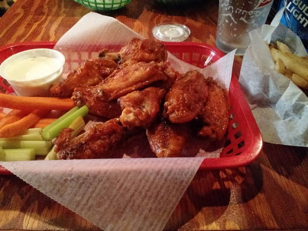 Carolina Sports & Spirits | restaurant | 16 Union St, Bangor, ME 04401, USA | 2079927273 OR +1 207-992-7273