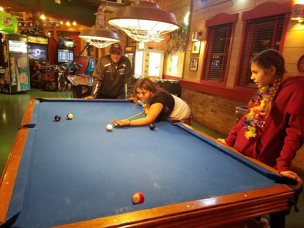 Farleys | night club | 3499 Foothills Rd, Las Cruces, NM 88011, USA | 5755220466 OR +1 575-522-0466