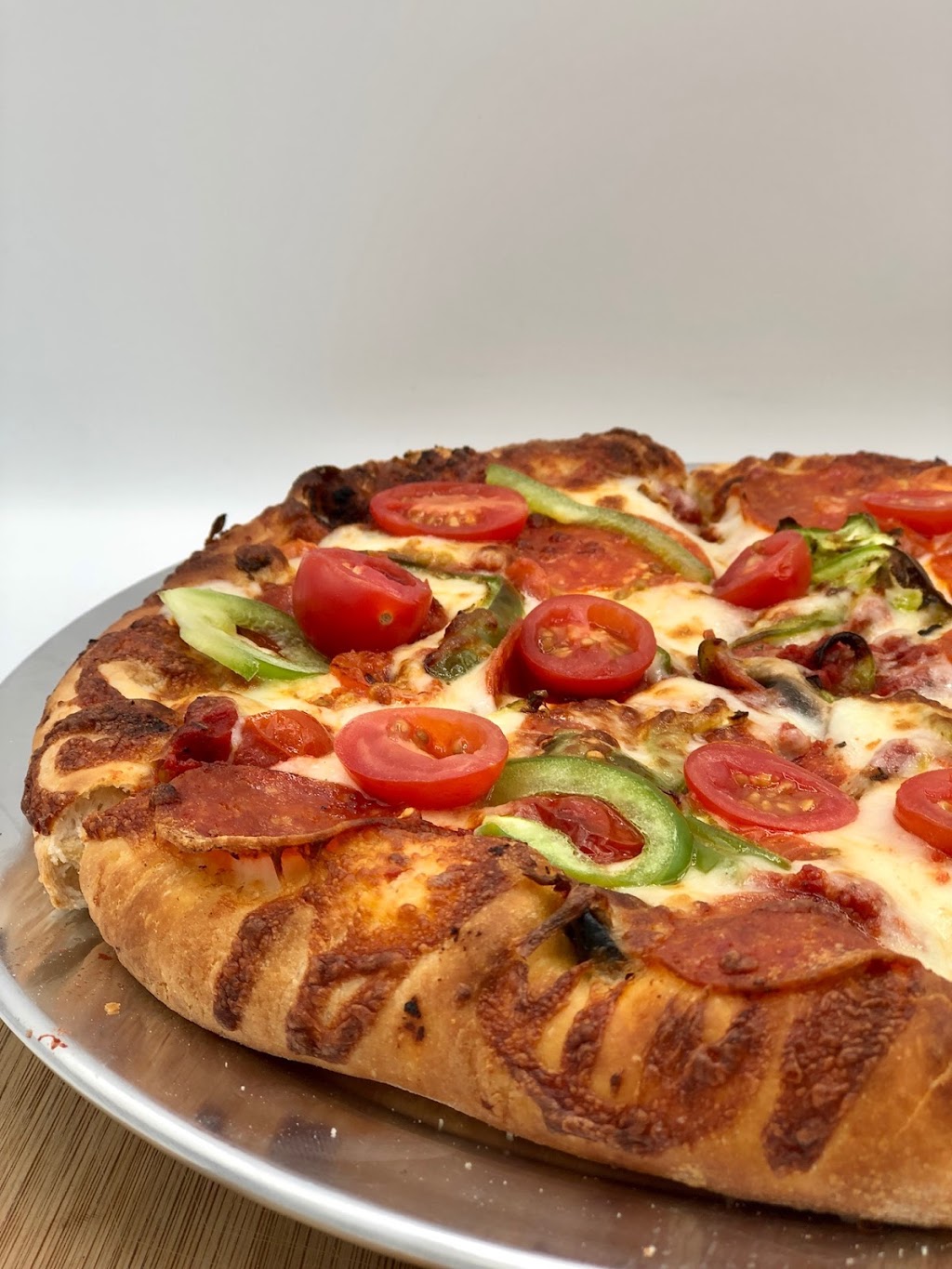 Buffalo Pizza & Ice Cream Co | meal delivery | 2600 21st St, Sacramento, CA 95818, USA | 9164516555 OR +1 916-451-6555