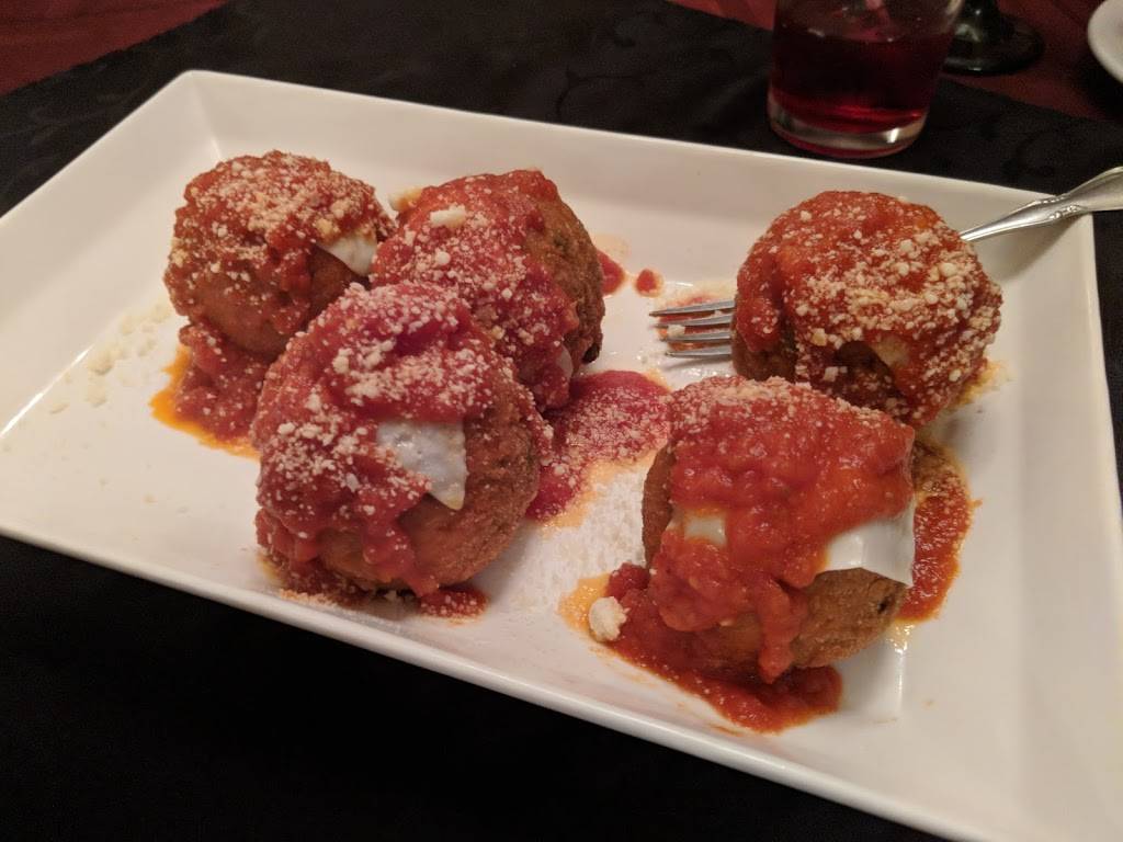 Avanti | restaurant | 1317 Hall Ave, Windsor, ON N8X 4R2, Canada | 5192530465 OR +1 519-253-0465