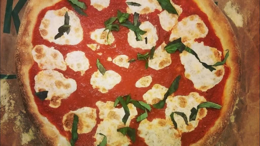 Chiaros Pizzeria & Restaurant Sellersville | cafe | 2529, 218 S Main St, Sellersville, PA 18960, USA | 2152575555 OR +1 215-257-5555