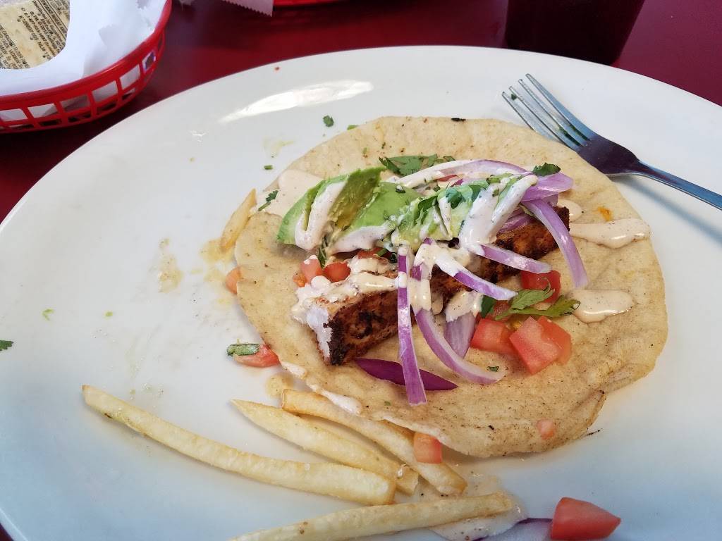 La Perla Del Pacifico | restaurant | 7911 Culebra Rd, San Antonio, TX 78251, USA | 2109737600 OR +1 210-973-7600