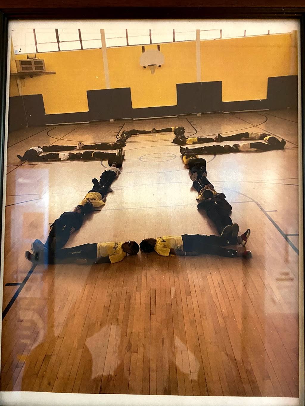 Bacons Beer and BBQ | restaurant | 8 Birch Ln, Greenwich, CT 06830, USA | 2033211456 OR +1 203-321-1456