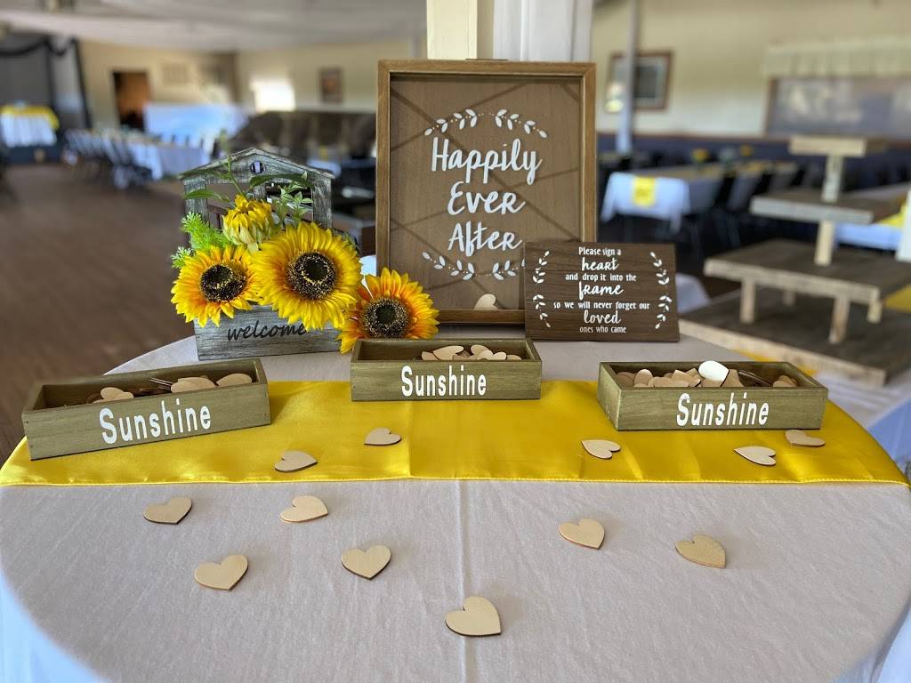 Roadside Tavern | restaurant | 531 Main St, Roscoe, MN 56371, USA | 3205973726 OR +1 320-597-3726