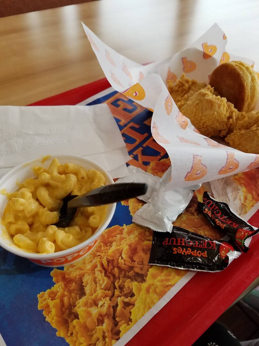Popeyes Louisiana Kitchen | restaurant | 5353 N Harlem Ave, Chicago, IL 60656, USA | 7737929105 OR +1 773-792-9105