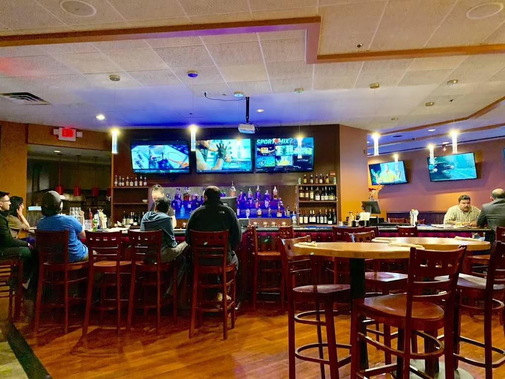 TEZ Indian American Restaurant and Sports Bar | restaurant | 13005 Worldgate Dr, Herndon, VA 20170, USA | 5712877382 OR +1 571-287-7382