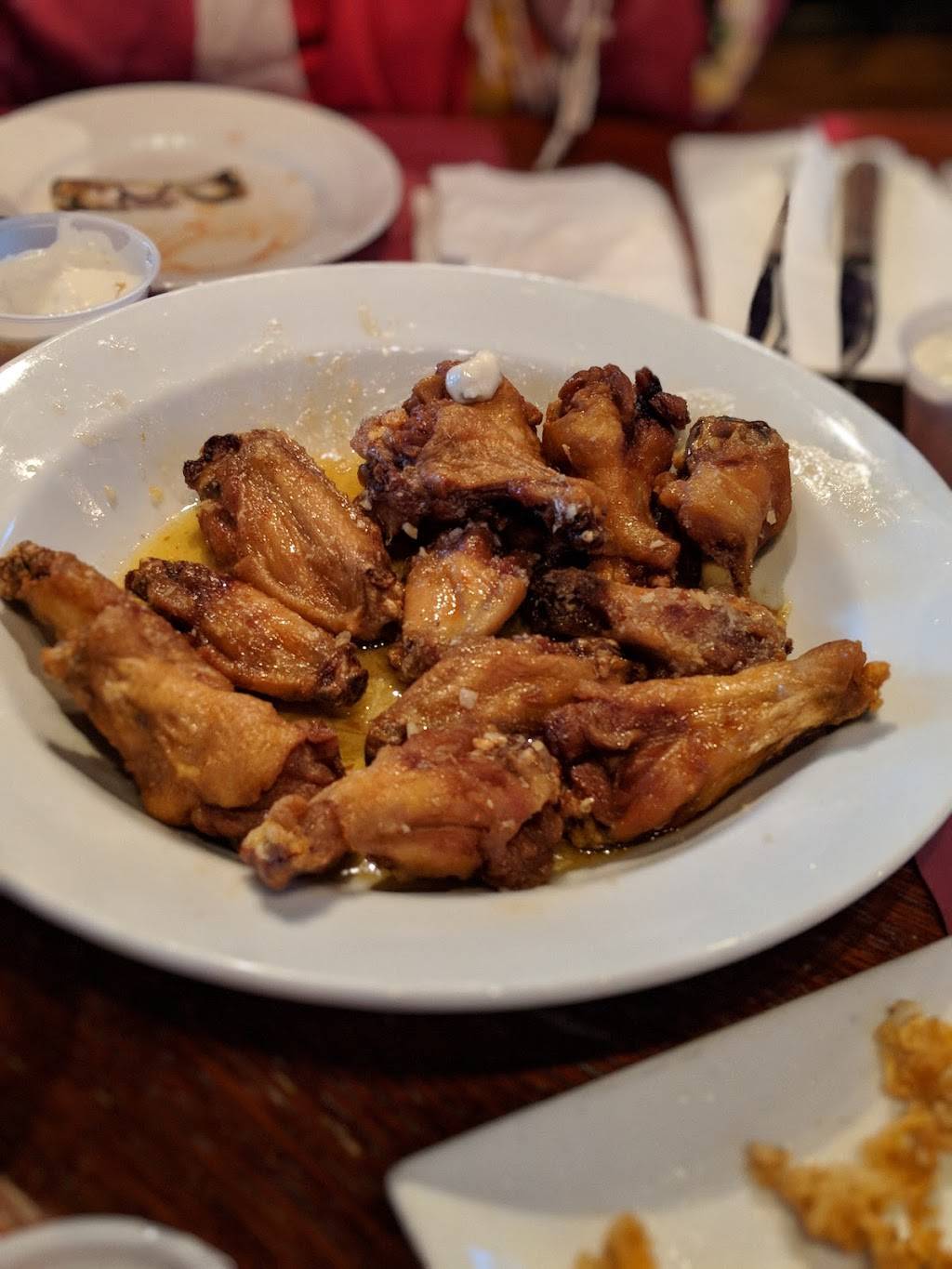 Charlie Meaneys | restaurant | 52 Central Ct, Valley Stream, NY 11580, USA | 5165962337 OR +1 516-596-2337