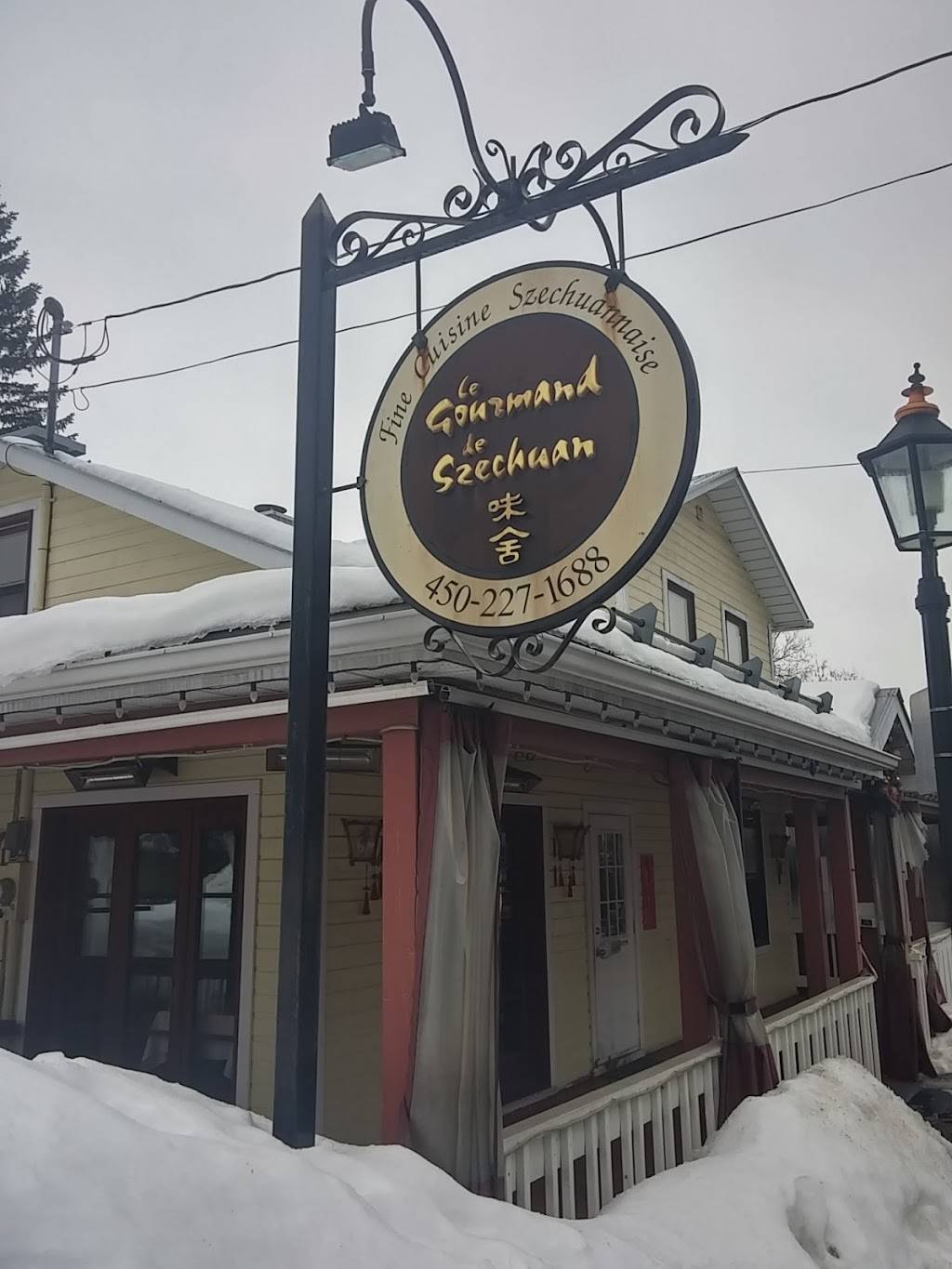 Le Gourmand De Szechuan | restaurant | 166 Rue Principale, Saint-Sauveur, QC J0R 1R0, Canada | 4502271688 OR +1 450-227-1688
