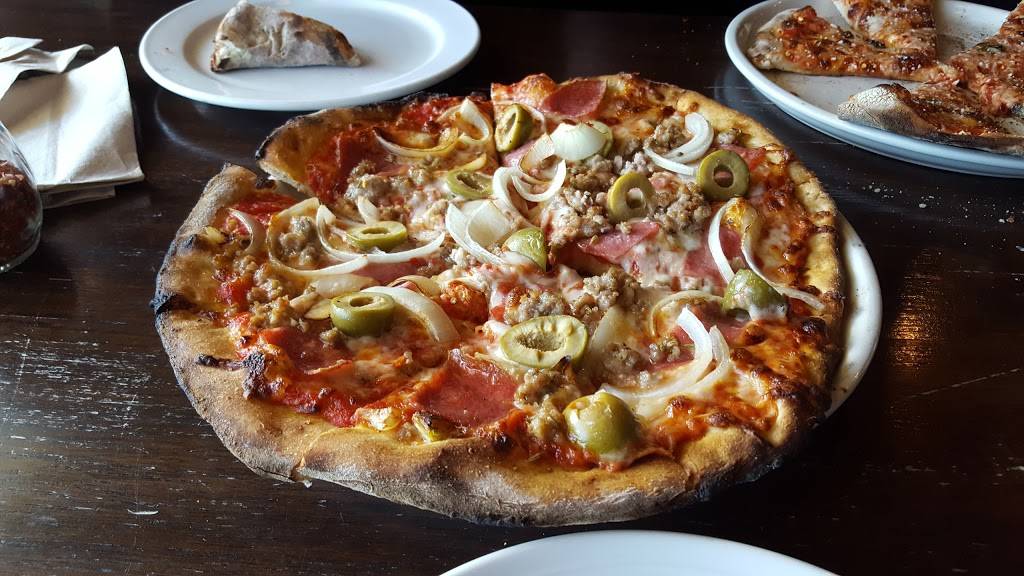 Boomer Pizza | restaurant | 14039 Edgewood Dr N, Baxter, MN 56425, USA | 2184544900 OR +1 218-454-4900