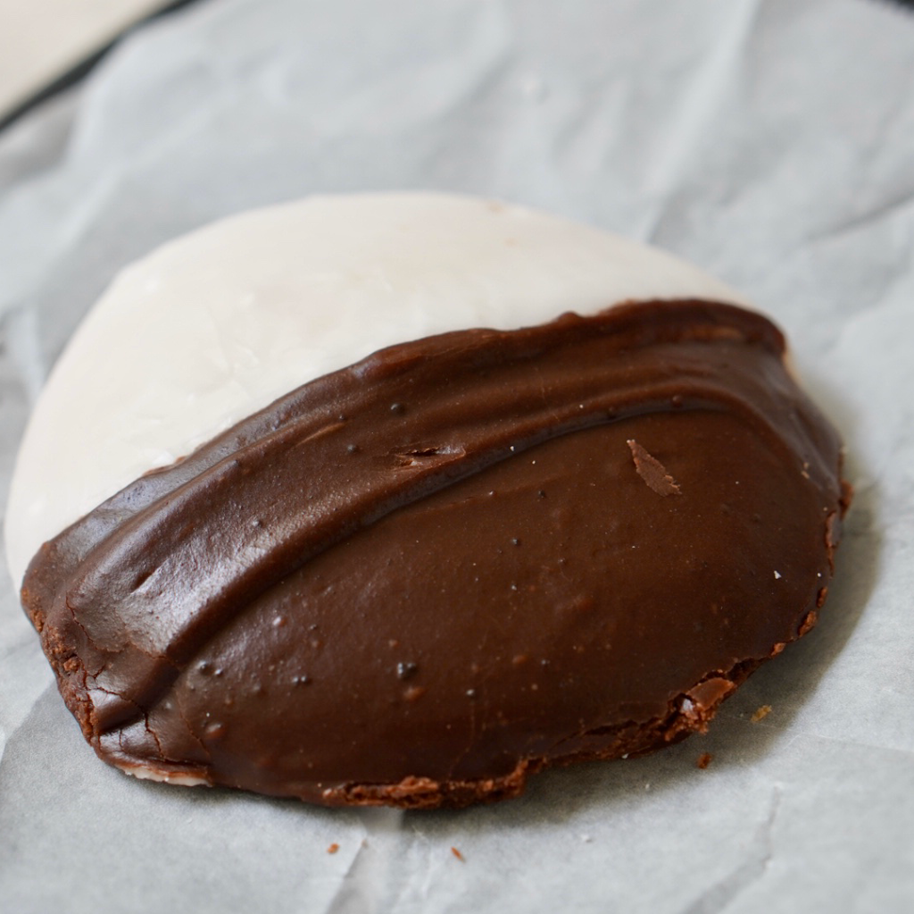 Henris Bakery & Deli | restaurant | 6289 Roswell Rd NE, Atlanta, GA 30328, USA | 4042567934 OR +1 404-256-7934