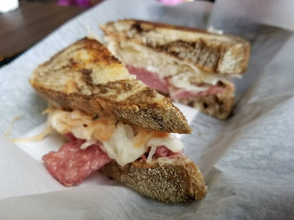 Flyboys Deli | restaurant | 2729 Fairfield Commons, Beavercreek, OH 45431, USA | 9373068623 OR +1 937-306-8623