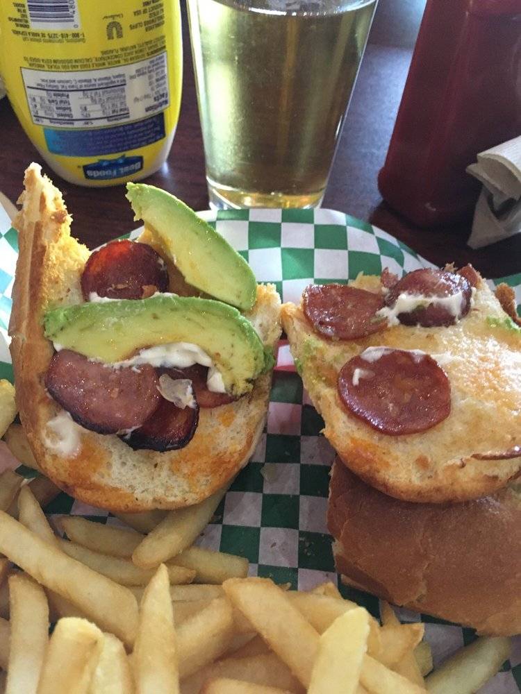 Ricos Pizza | meal delivery | 2321 W Main St, Turlock, CA 95380, USA | 2096561003 OR +1 209-656-1003