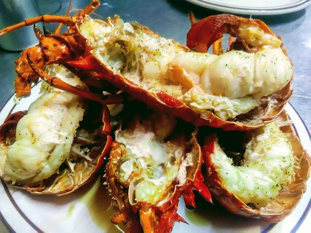 Restaurant de Langosta La Guerita | restaurant | Blvd. Benito Juárez 204, Machado Sur, 22710 Rosarito, B.C., Mexico | 0446646121019 OR +52 1 664 612 1019