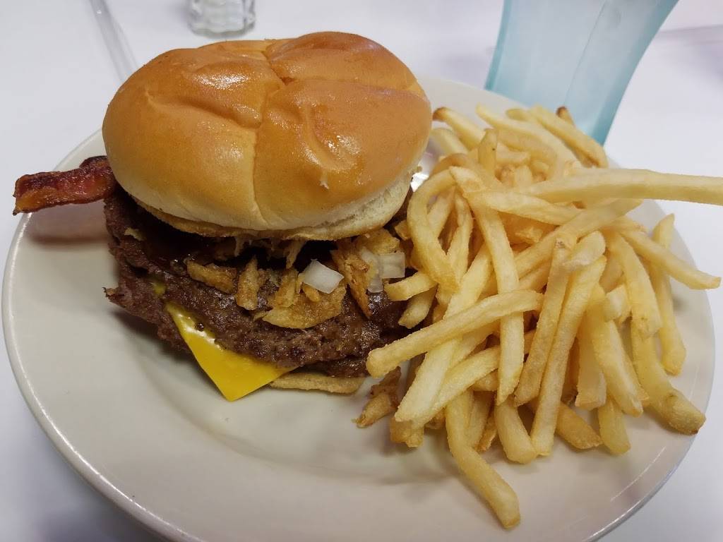 Steak n Shake | restaurant | 1253 Hampton Ave, St. Louis, MO 63139, USA | 3146467200 OR +1 314-646-7200