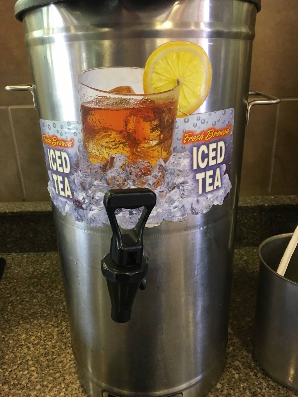 Dairy Queen Grill & Chill | restaurant | 819 Lynn Garden Dr, Kingsport, TN 37660, USA | 4232473231 OR +1 423-247-3231