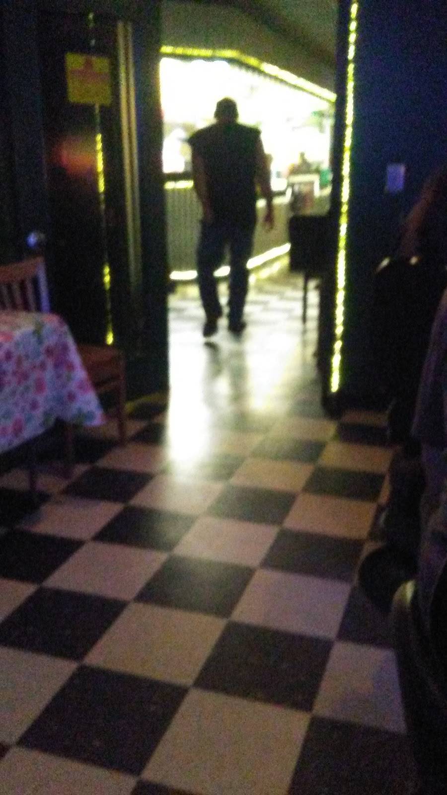 Sams Hotdogs | restaurant | Comfort, WV 25049, USA | 3048373081 OR +1 304-837-3081