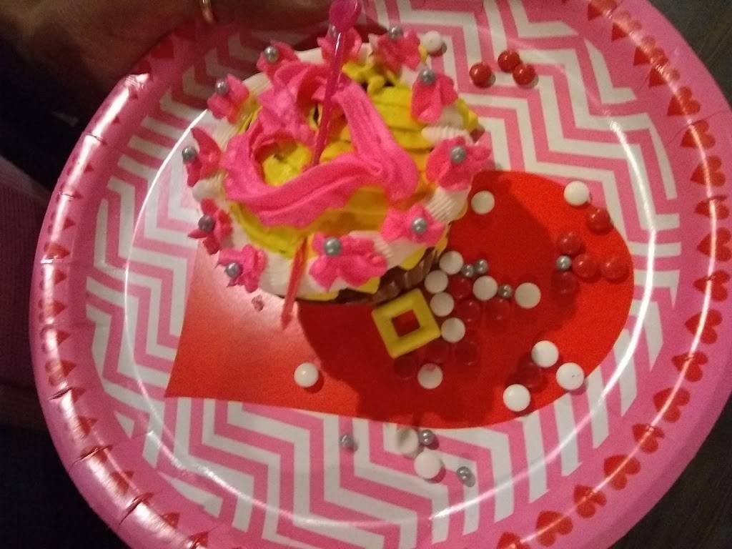 Feast Banquet & Buffet | restaurant | 8708 S Cicero Ave, Oak Lawn, IL 60453, USA | 7082299988 OR +1 708-229-9988