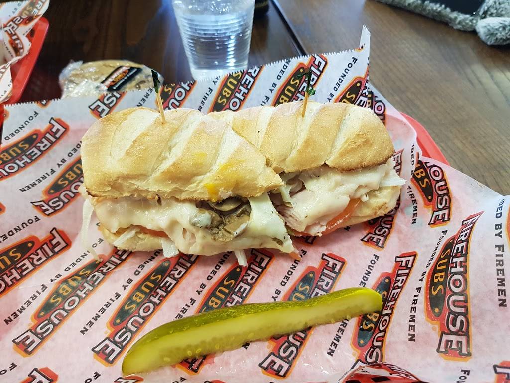 Firehouse Subs | meal delivery | 24300 E Smoky Hill Rd #128, Aurora, CO 80016, USA | 3036937827 OR +1 303-693-7827