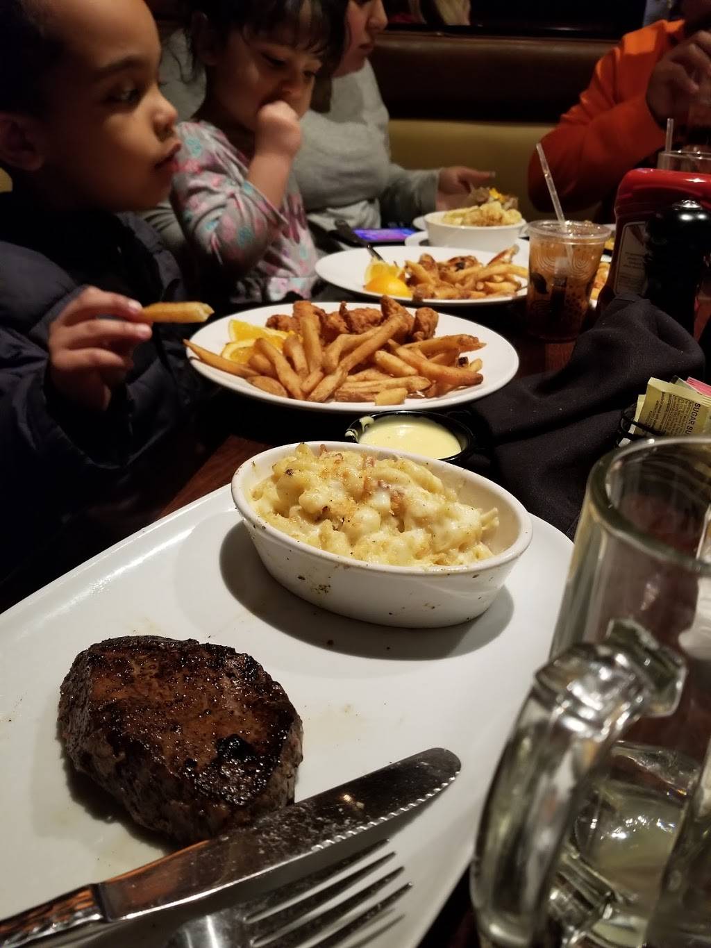 LongHorn Steakhouse | meal takeaway | 800 US-44, Raynham, MA 02767, USA | 5088219246 OR +1 508-821-9246