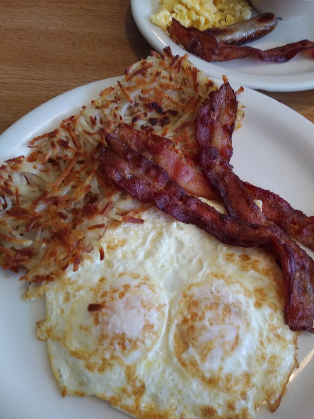 Waffle Square | restaurant | 2107 Fulton Ave, Sacramento, CA 95825, USA | 9164869512 OR +1 916-486-9512