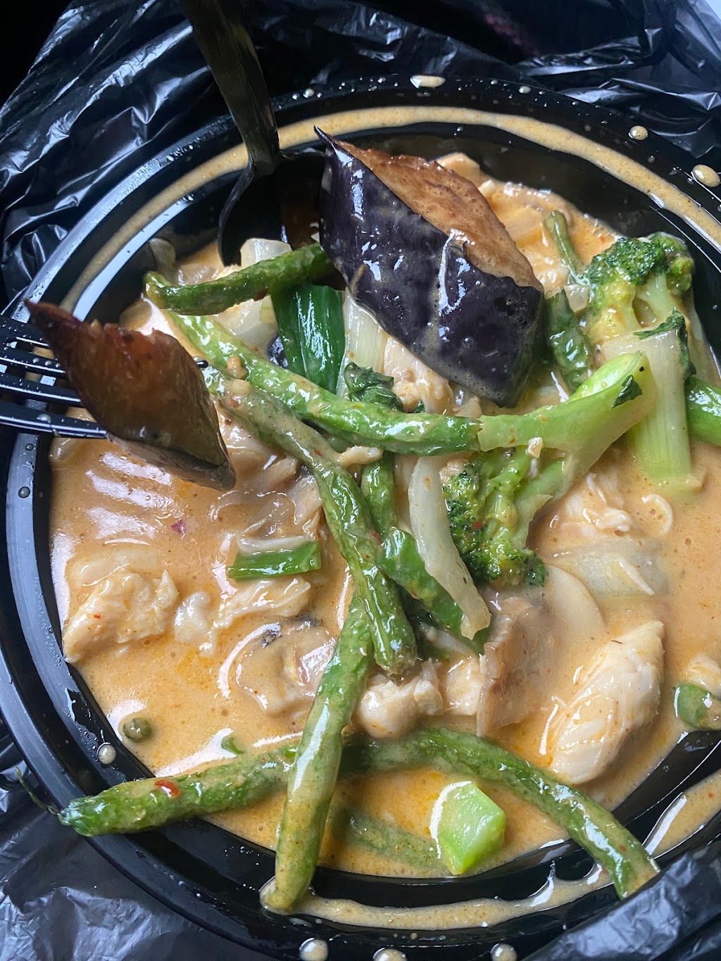 Thaid Up | restaurant | 1835 3rd Ave N, Escanaba, MI 49829, USA | 9065537425 OR +1 906-553-7425