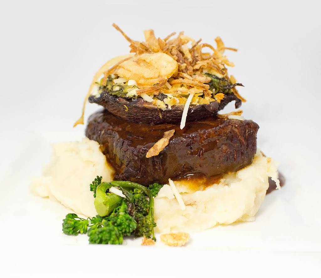 Hilltop Restaurant & Bar | restaurant | 4206 Lake Ave, Lockport, NY 14094, USA | 7164337060 OR +1 716-433-7060