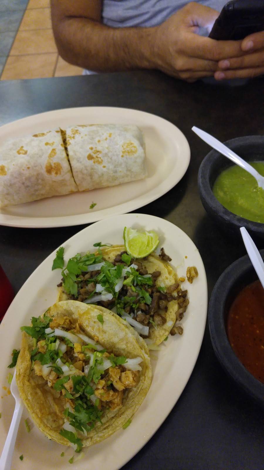 Taqueria Diversey | restaurant | 5649 W Diversey Ave, Chicago, IL 60639, USA | 7732375783 OR +1 773-237-5783